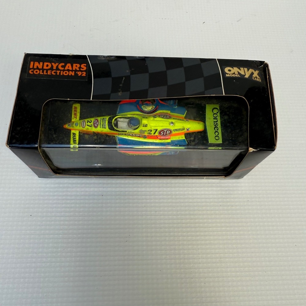 Onyx Model Cars IndyCars Collection '92 Glidden Lola Al Unser Sr #27